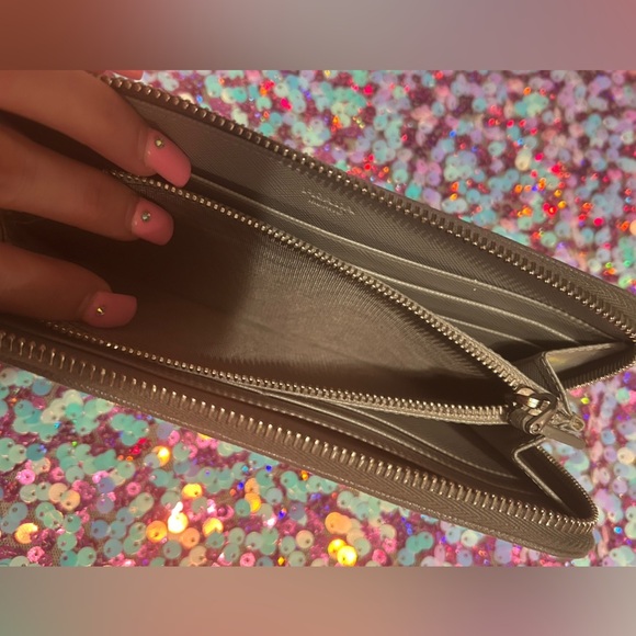 Prada Two Tone Grey Saffiano Leather Wallet - Picture 6 of 8